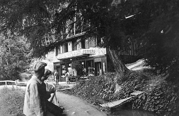 mayens de sion bistro 1900